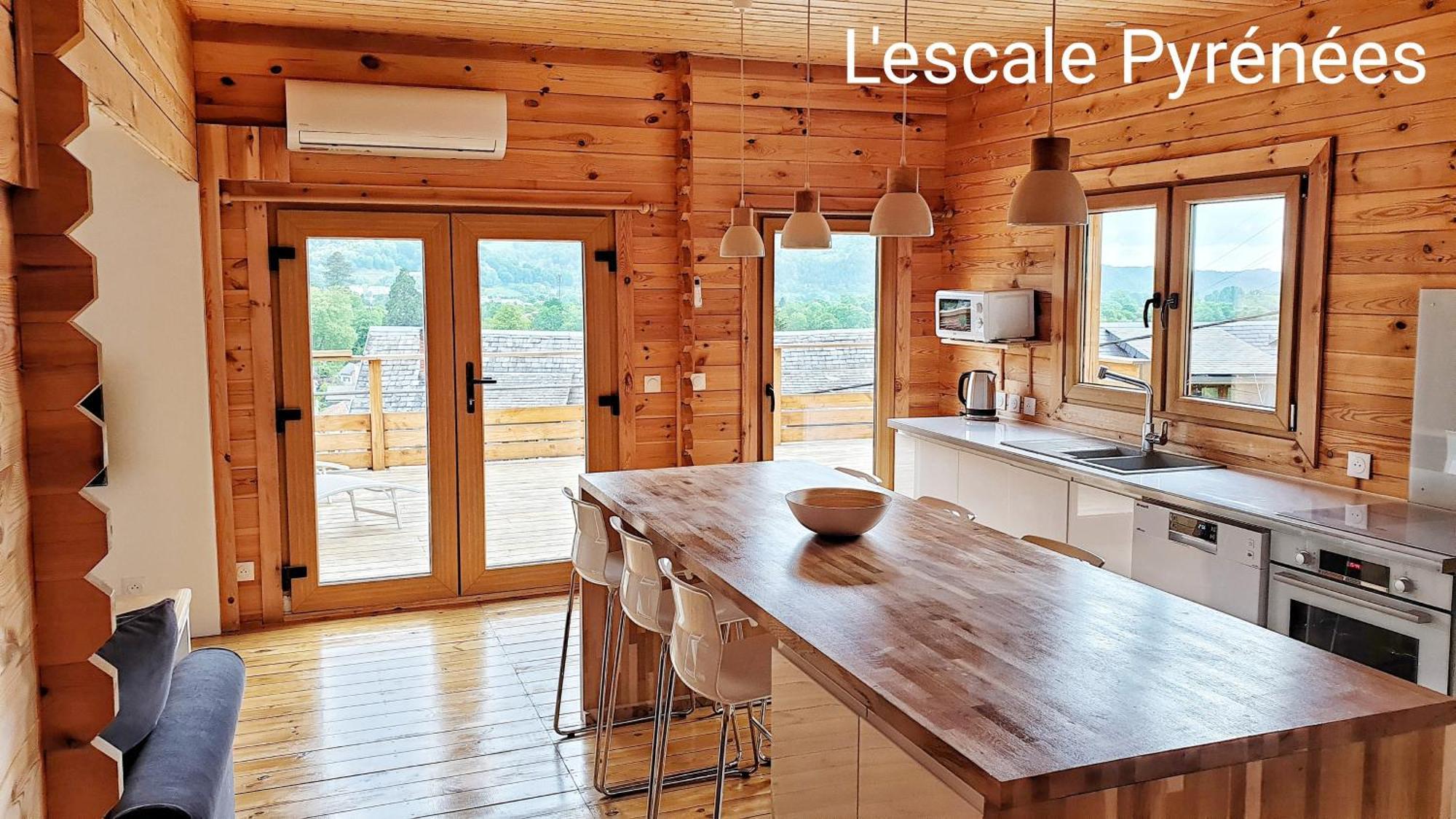 בנרס-דה-ביגור Le Chalet Jacuzzi Et Detente 4 Etoiles מראה חיצוני תמונה