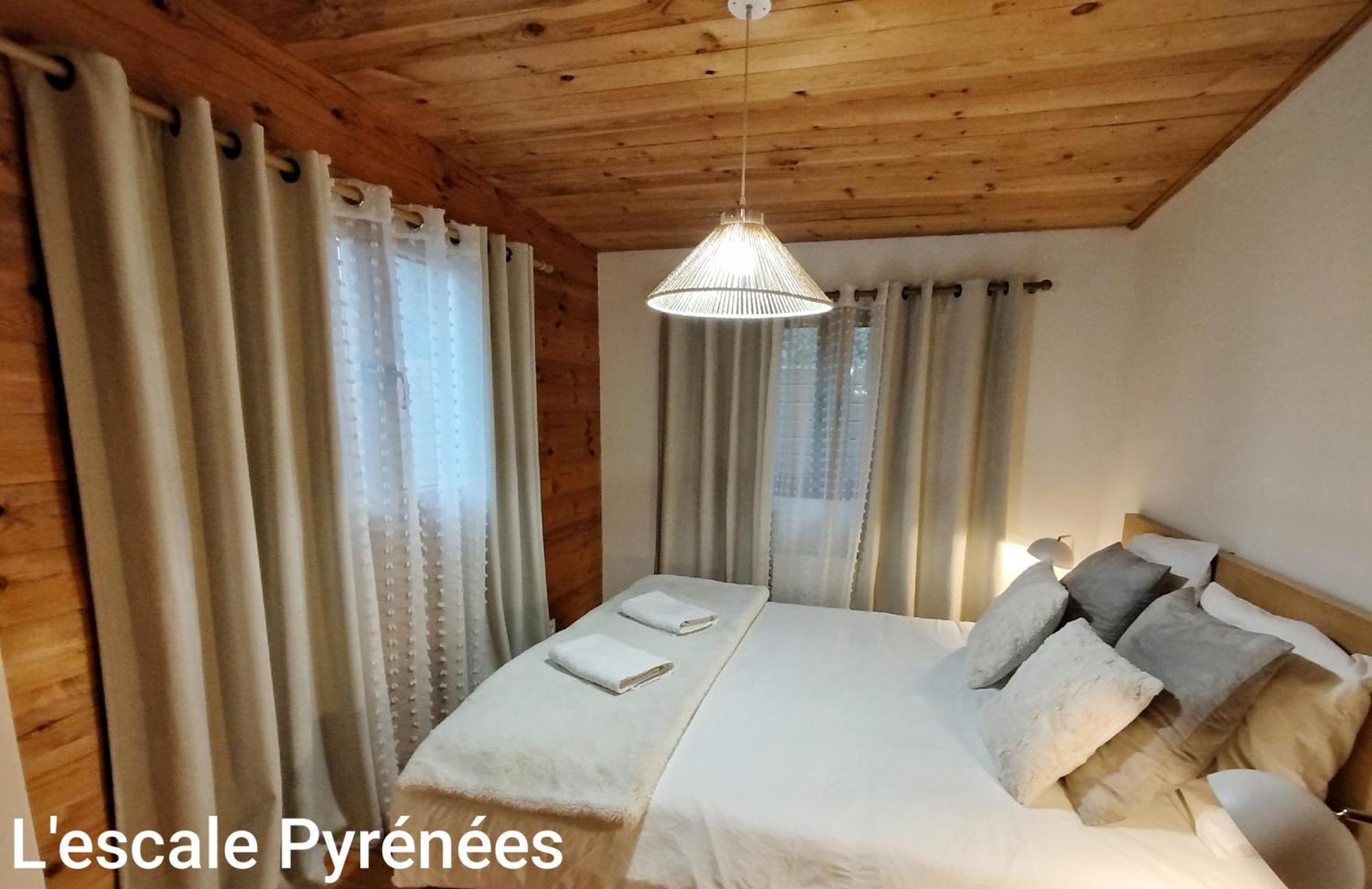 בנרס-דה-ביגור Le Chalet Jacuzzi Et Detente 4 Etoiles מראה חיצוני תמונה